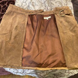 Ann Taylor suede skirt - Size 10